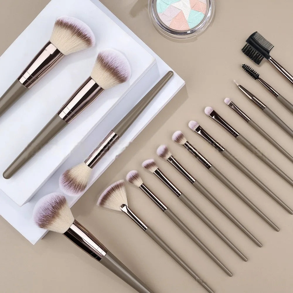 20-Piece Soft Synthetic Makeup Brushes Foundation Eyeshadow Blush